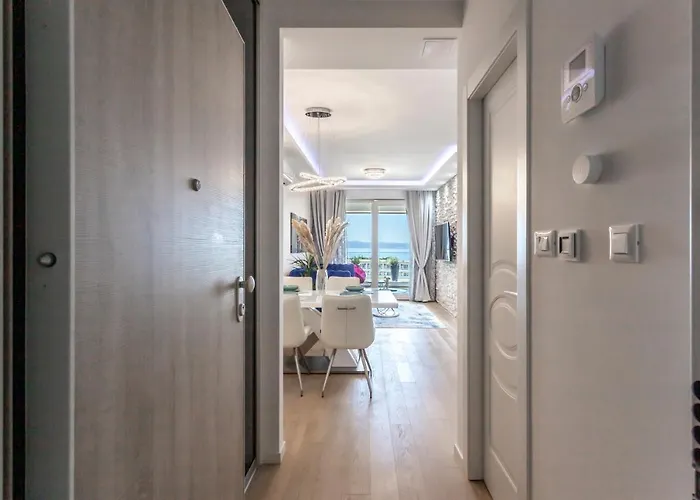 Luxury Elysium Апартаменты *